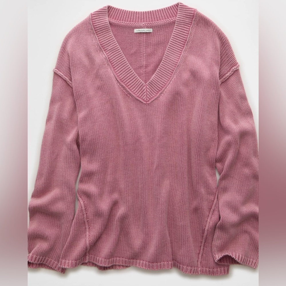 AE Big Hug V-Neck Sweater